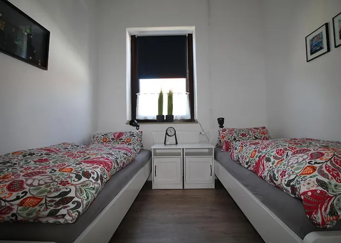 14.sechs - Jahrhundertwende Trifft Moderne